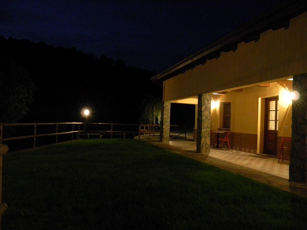 Agriturismo Rio Castello Marina dʼMarina dʼAndora エクステリア 写真